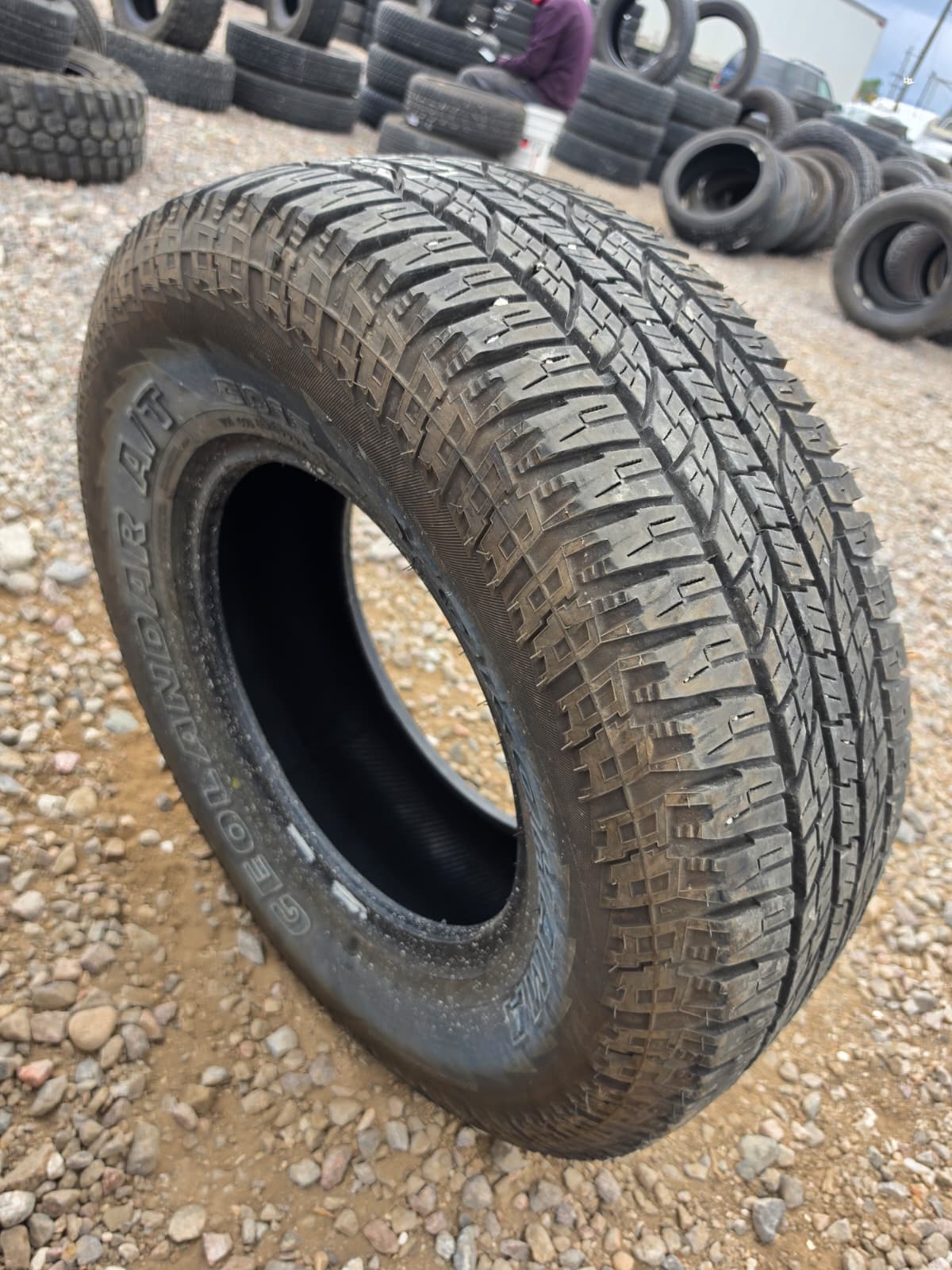 265/70R18 Single (1 Used Tire) Yokohama Geolander