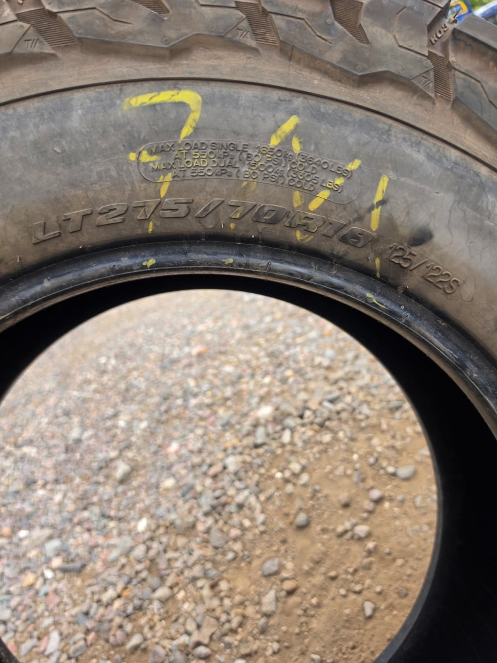 LT275/70R18  Single (1 Used Tire) Bf Goodrich KO3