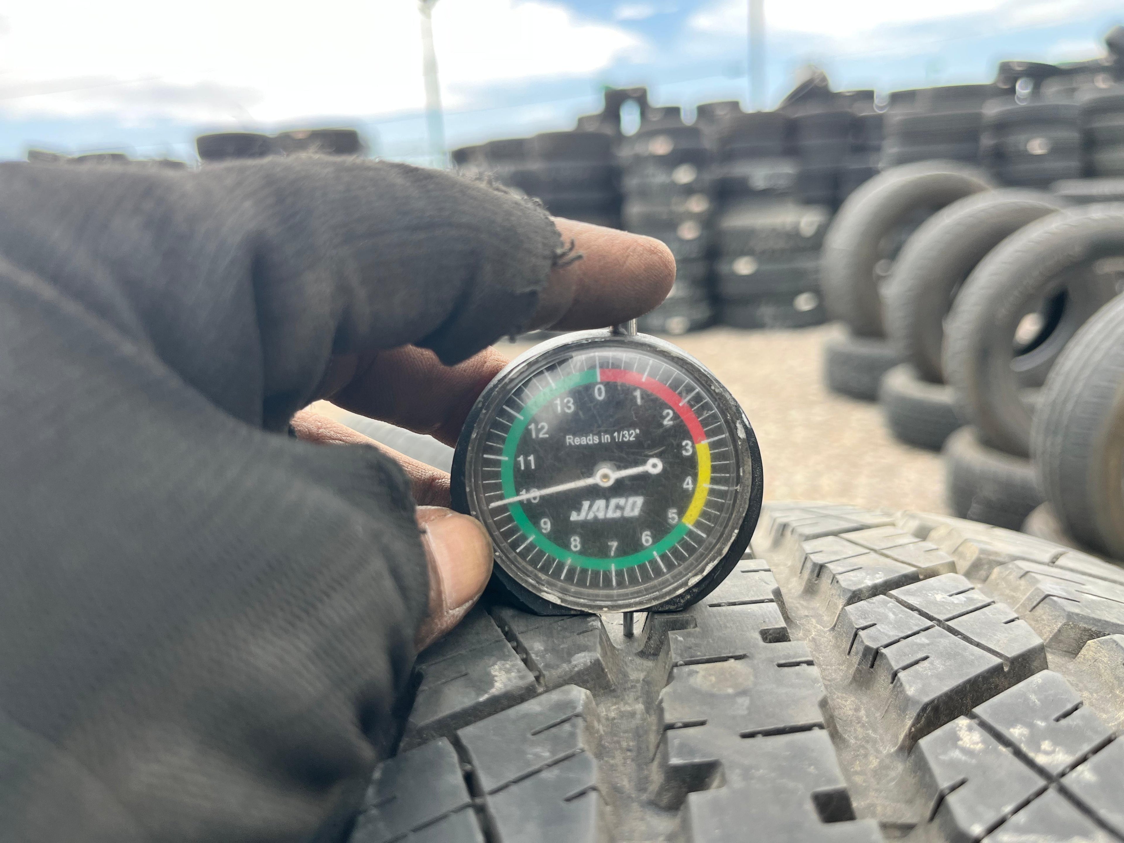 255/70R18 Single (1 Used Tire) Goodyear Wrangler HP
