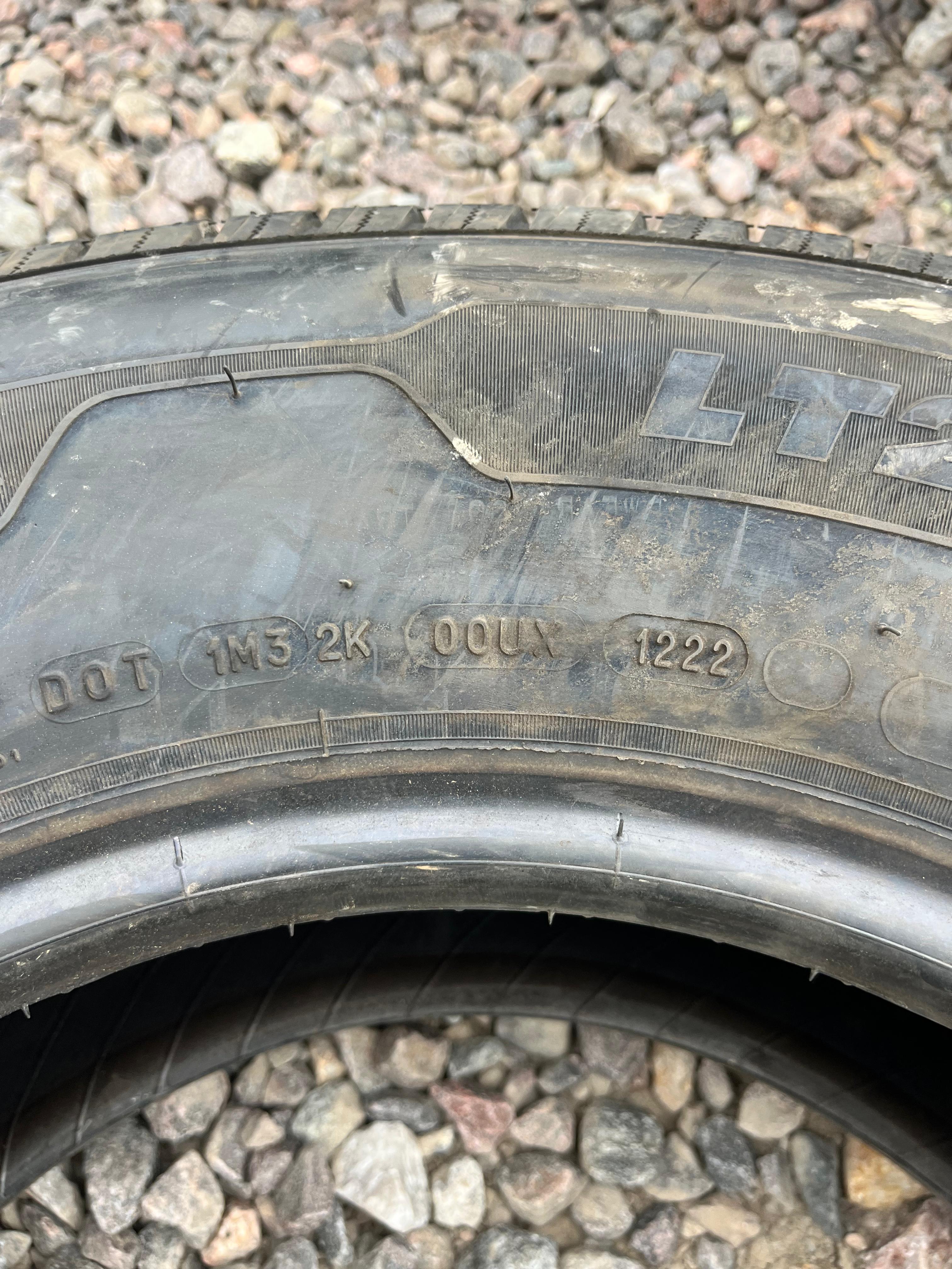 LT245/75R16 Single (1 Used Tire) Michelin Agilis LTX