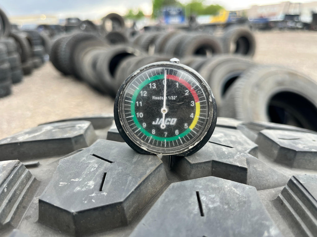 LT33x12.50R17 Single (1 Used Tire) Rolling Big Power Repulsor