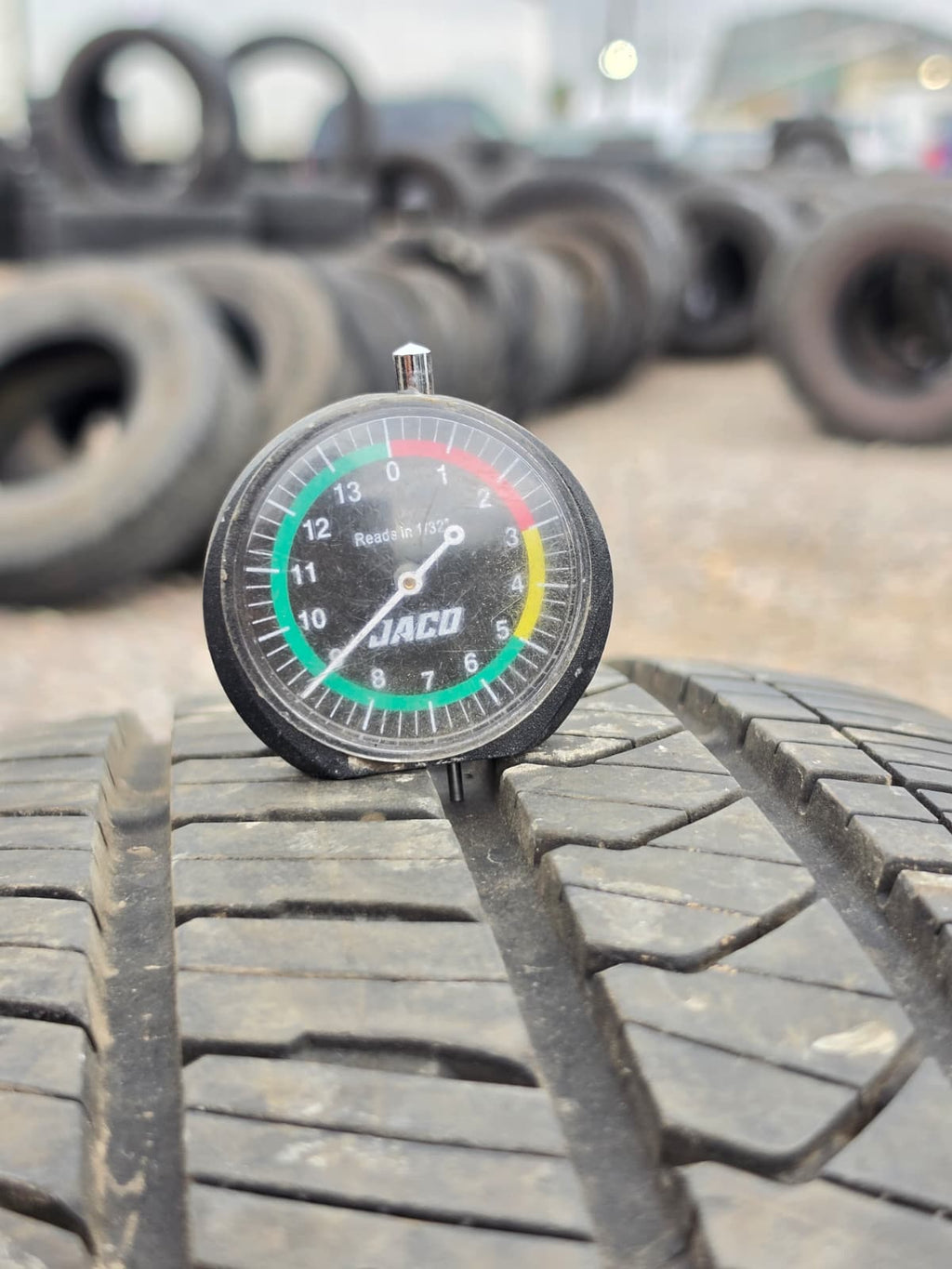 255/60R18 Single (1 Used Tire) FireStone Fire Hawk Pursuit