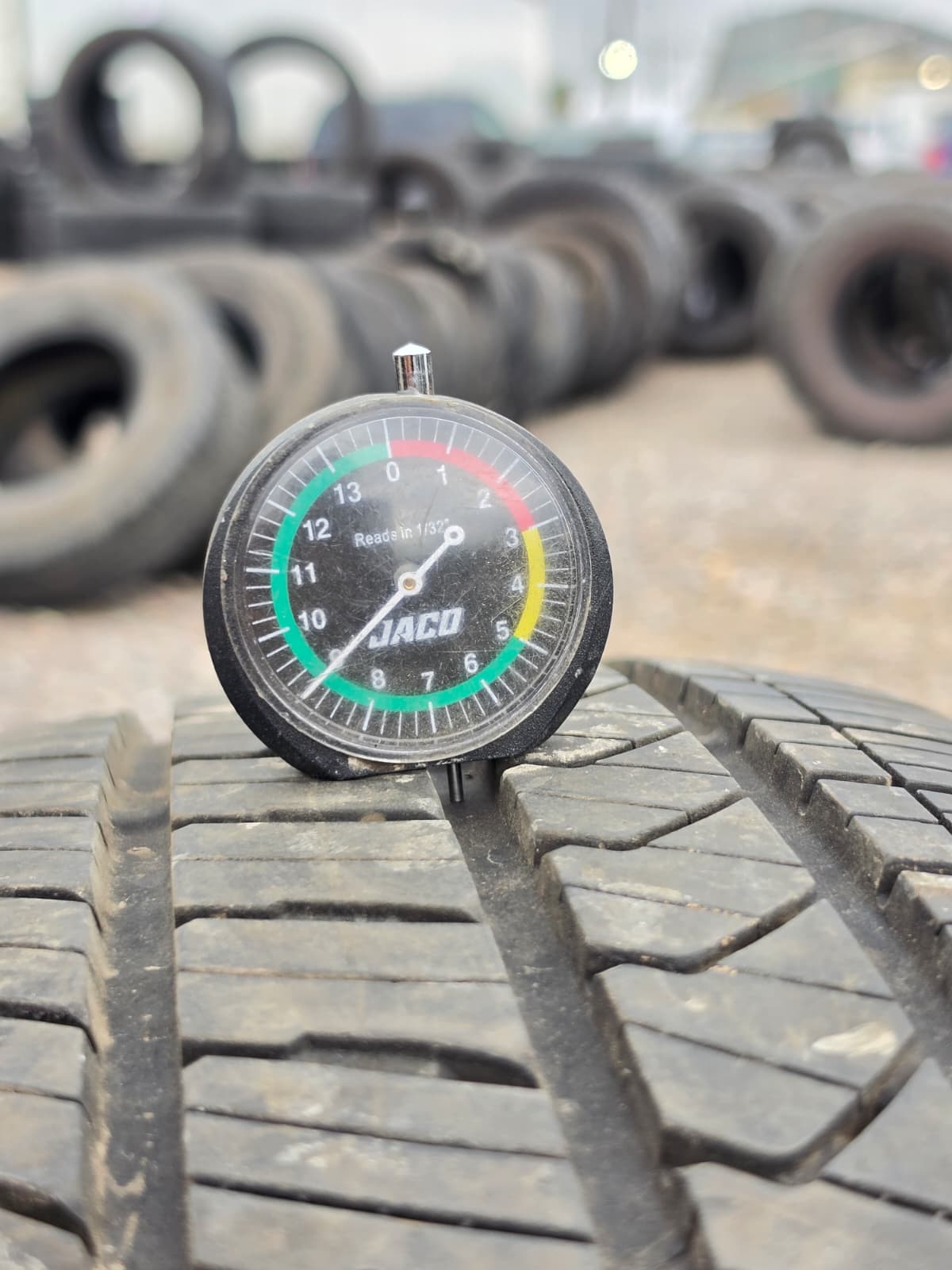 255/60R18 Single (1 Used Tire) FireStone Fire Hawk Pursuit