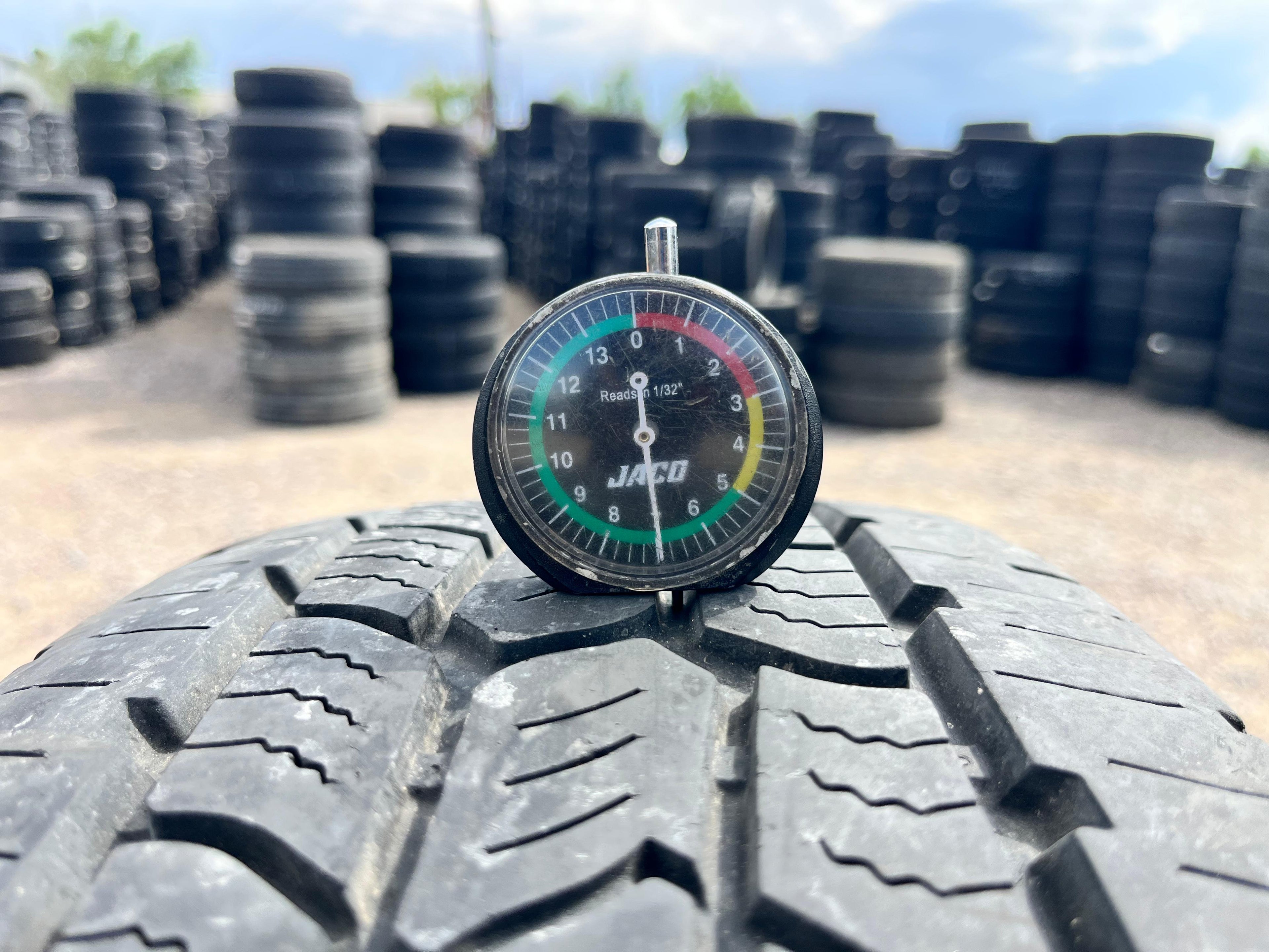 LT235/85R16 Single (1 Used Tire) Cooper Discoverer HTP