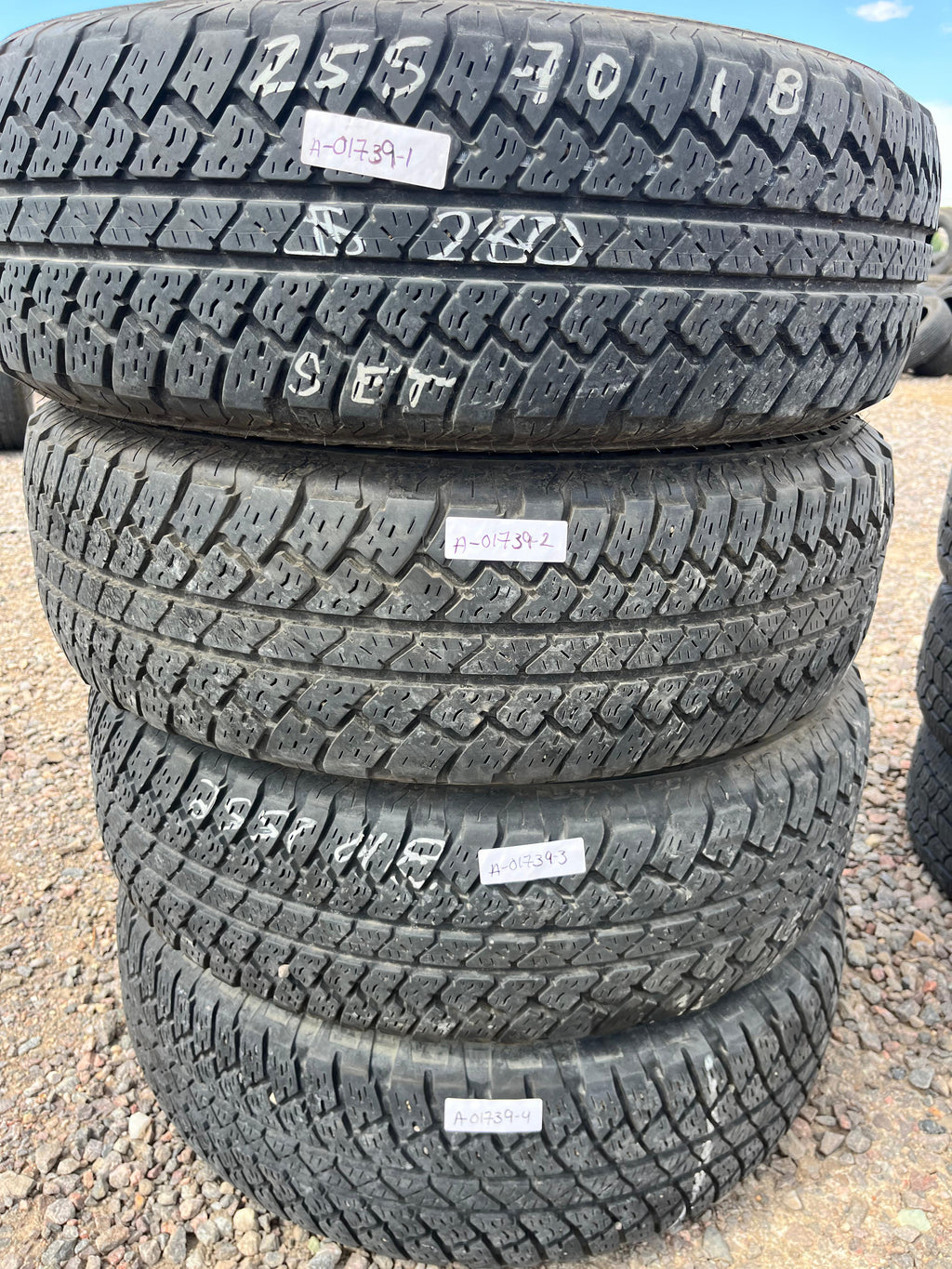 LT255/70R18 Set (4 Used Tires) Bridgestone Dueler
