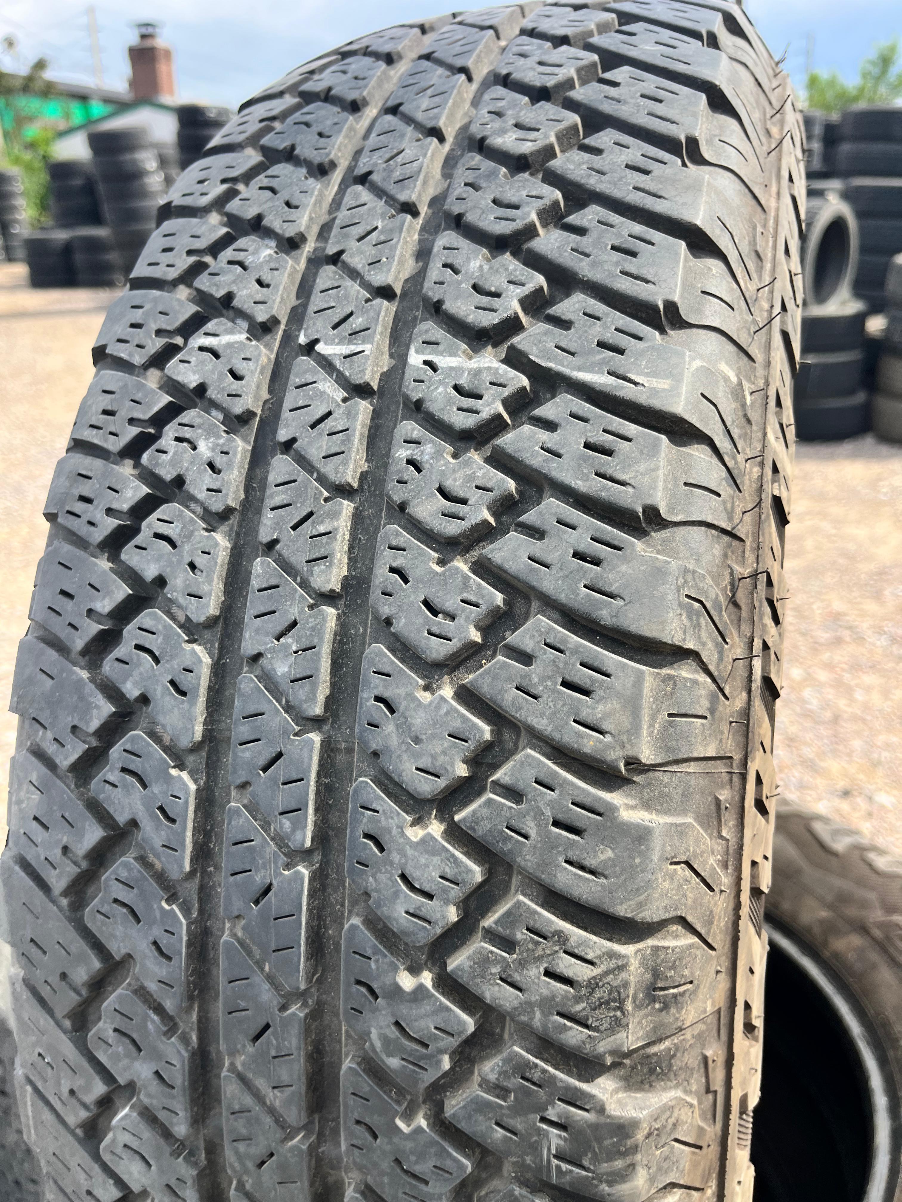 LT255/70R18 Set (4 Used Tires) Bridgestone Dueler