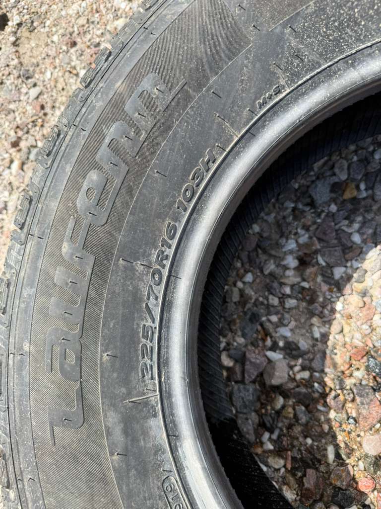 225/70R16 Single (1 Used Tire) Laufenn X Fit HT