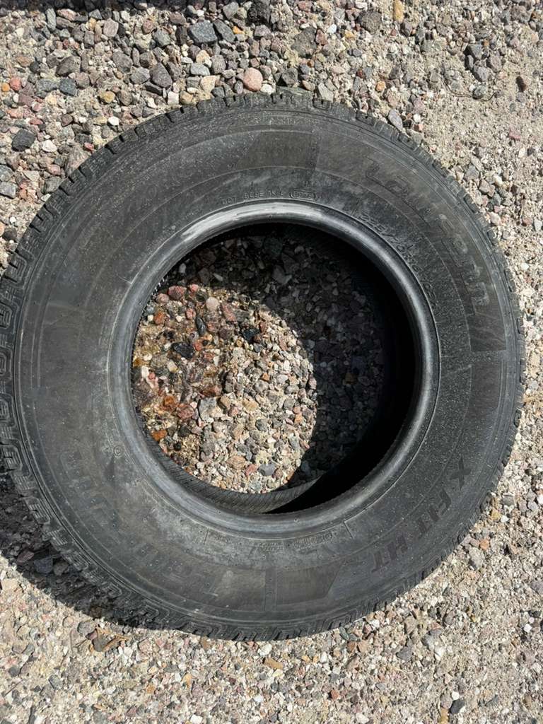 225/70R16 Single (1 Used Tire) Laufenn X Fit HT