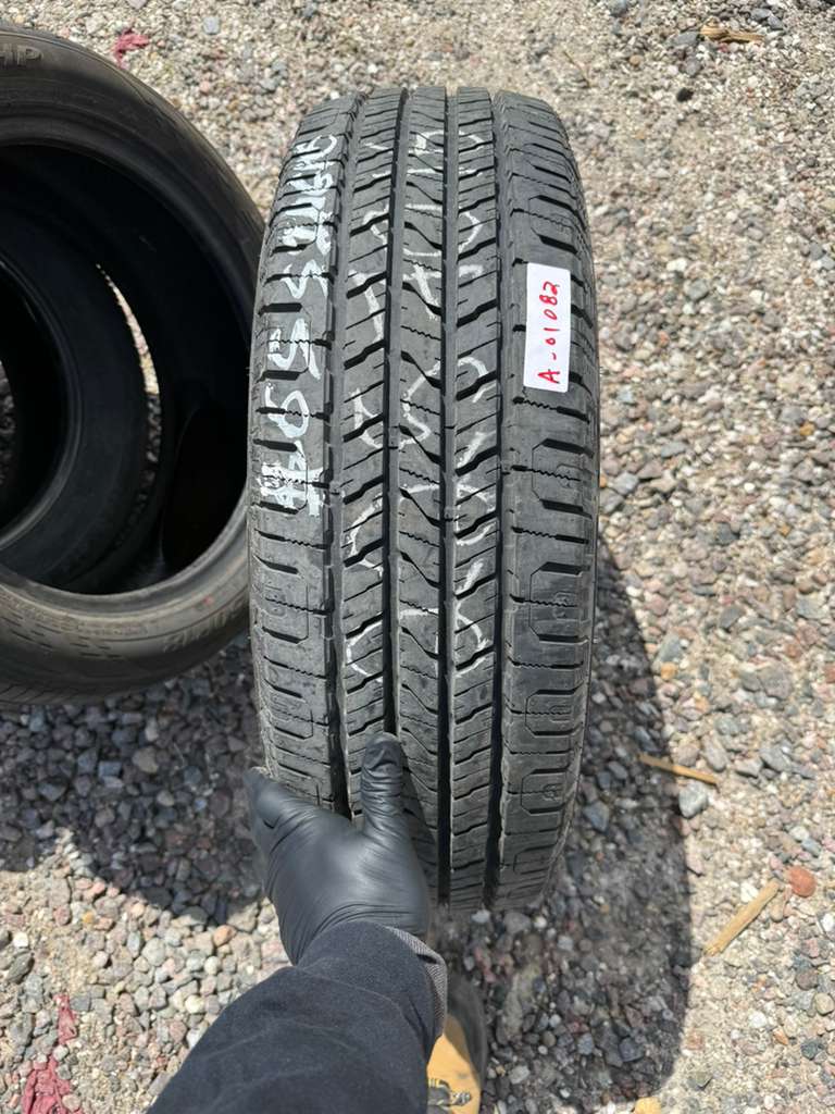225/70R16 Single (1 Used Tire) Laufenn X Fit HT