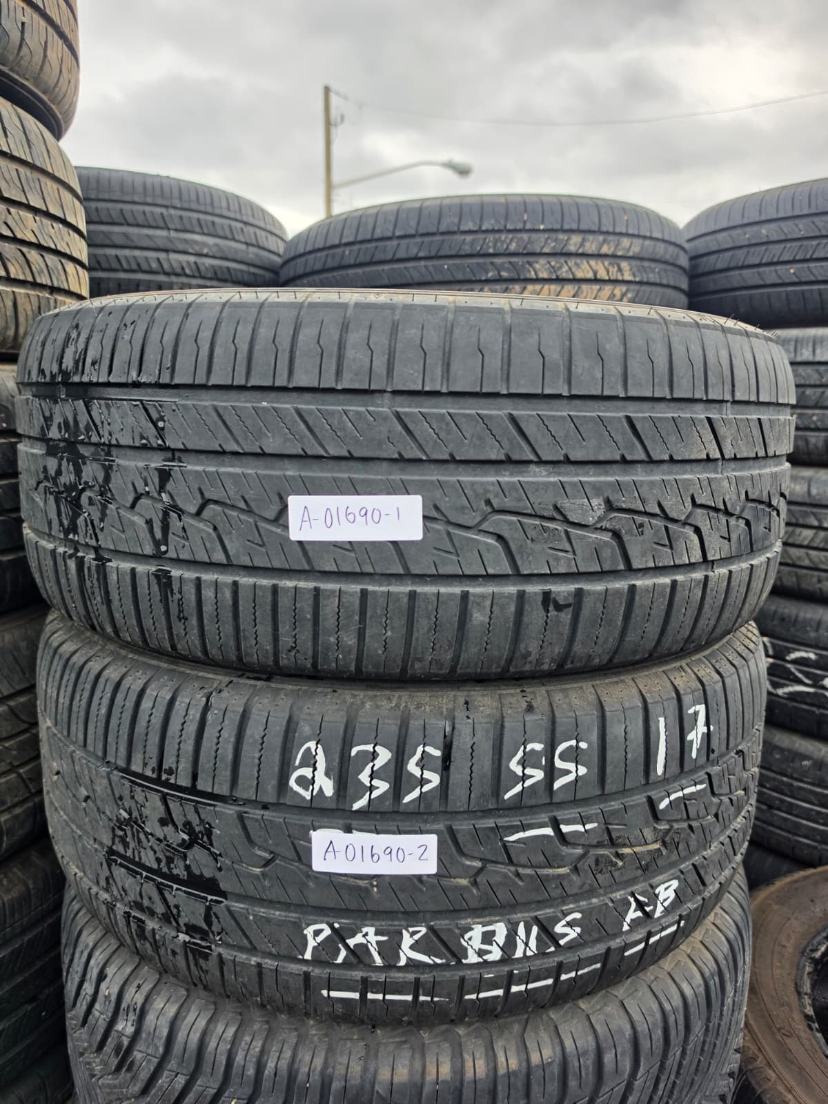 235/55R17 Pair (2 Used Tires) Sumitomo HTR