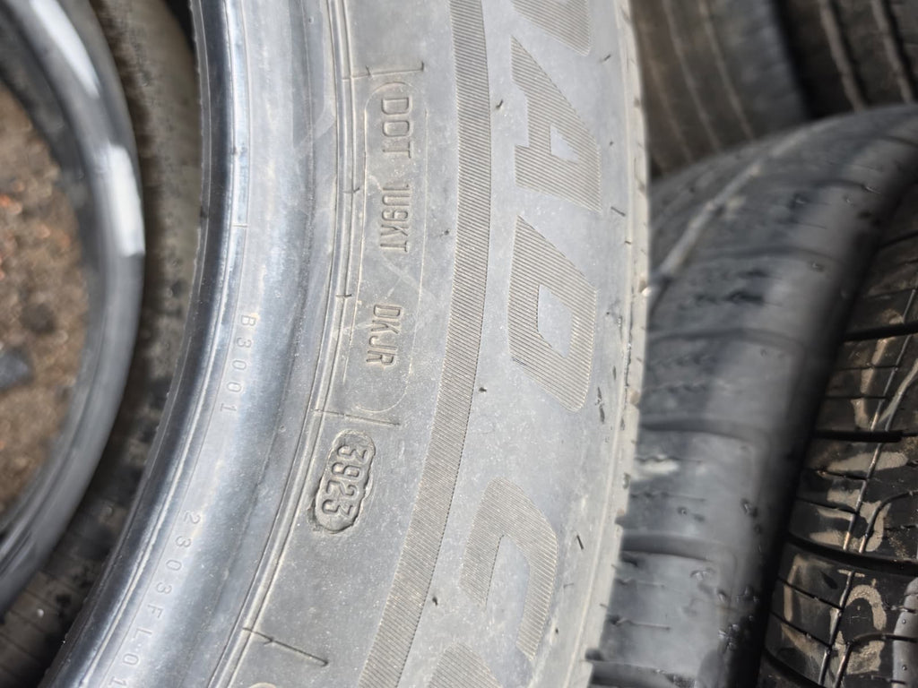215/60R17 Pair (2 Used Tires) Dean Tires Road Control 2