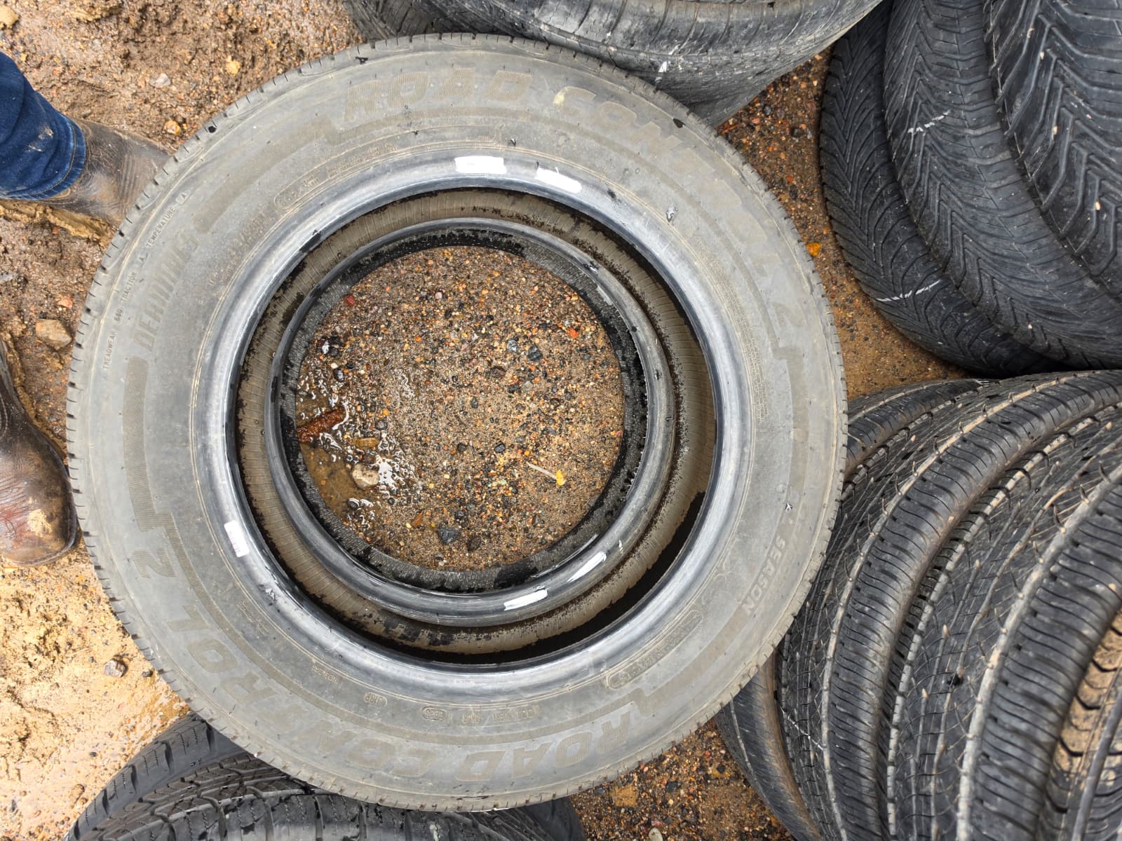215/60R17 Pair (2 Used Tires) Dean Tires Road Control 2