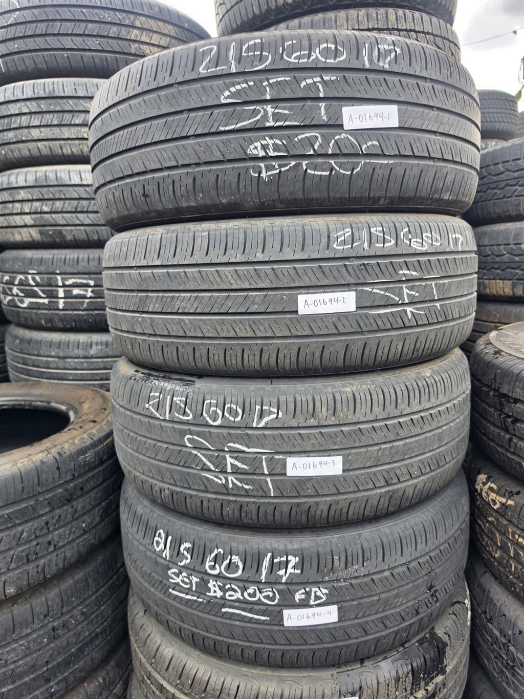 215/60R17 Set (4 Used Tires) Hankook Kinergy GT