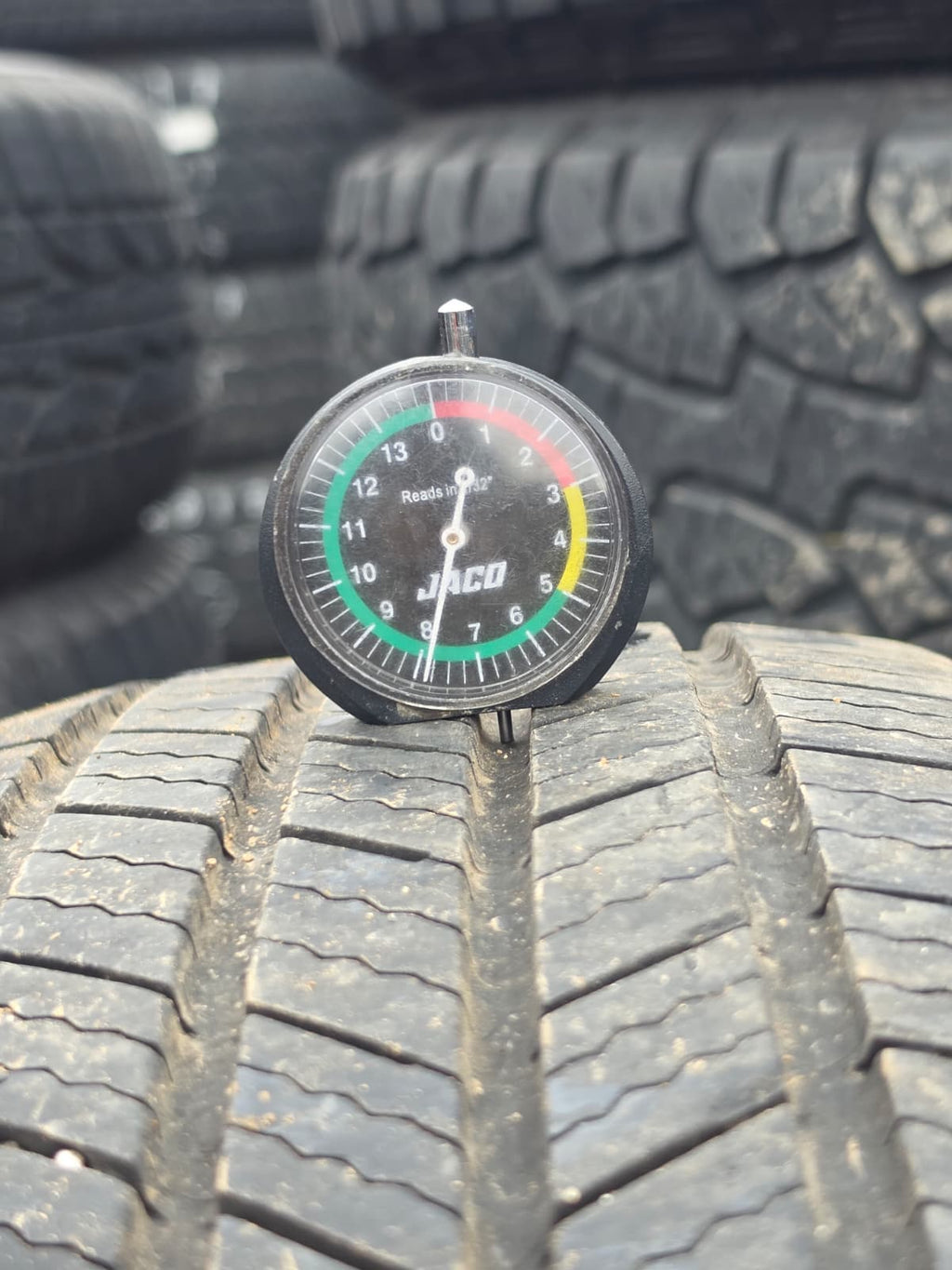 215/60R17 Set (4 Used Tires) Michelin Defender