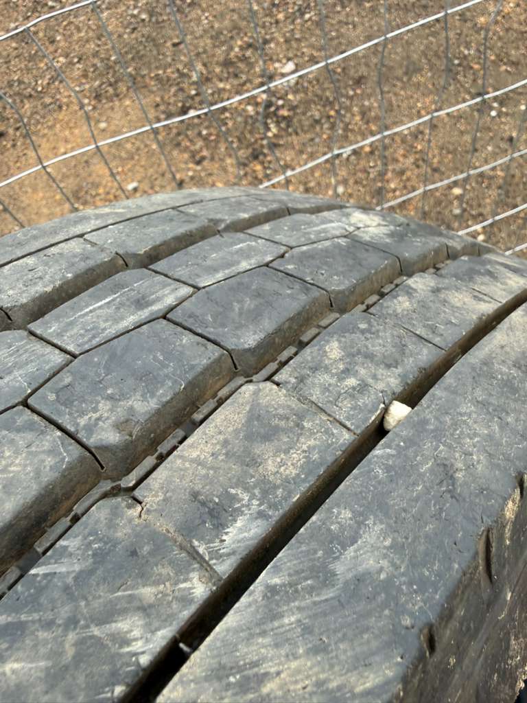 225/70R19.5 Set (4 Used Tires) Goodyear G6477 RSS