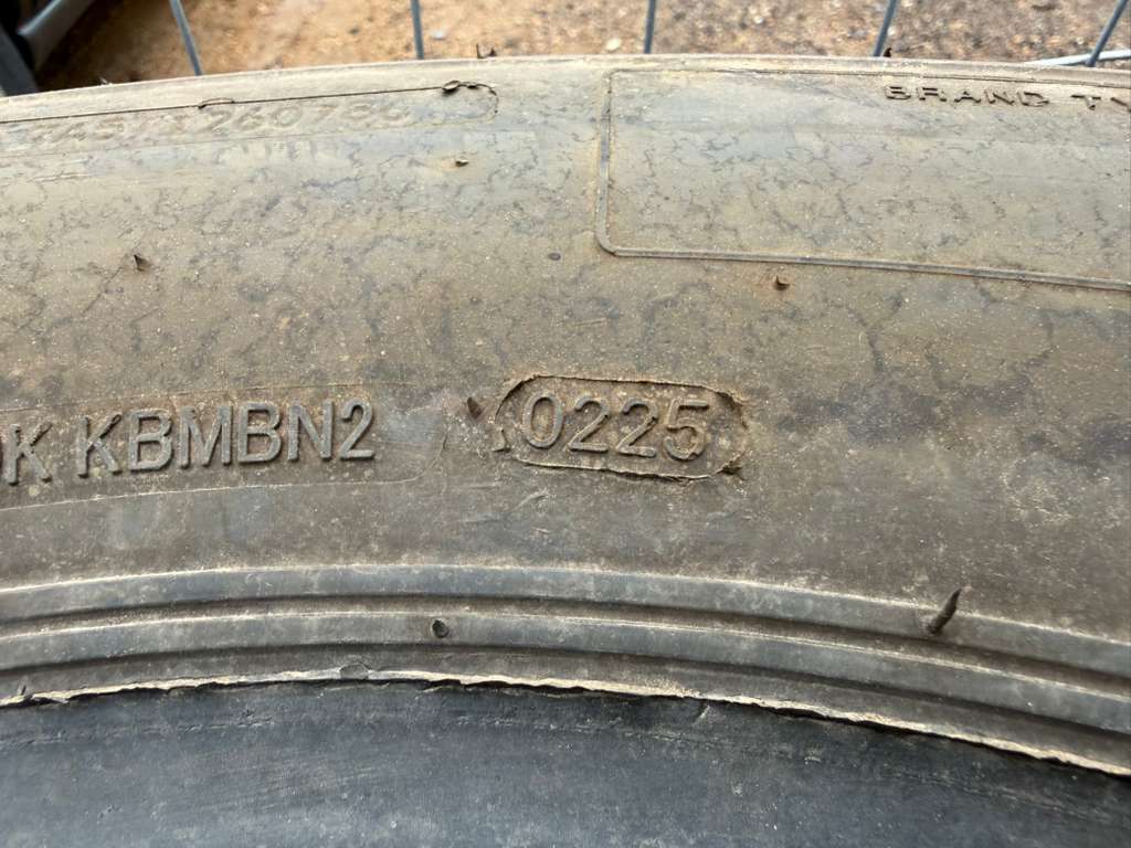 225/70R19.5 Single (1 Used Tire) Ironman I-208