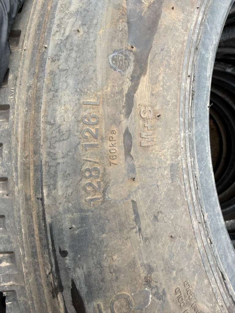 225/70R19.5 Single (1 Used Tire) Ironman I-208