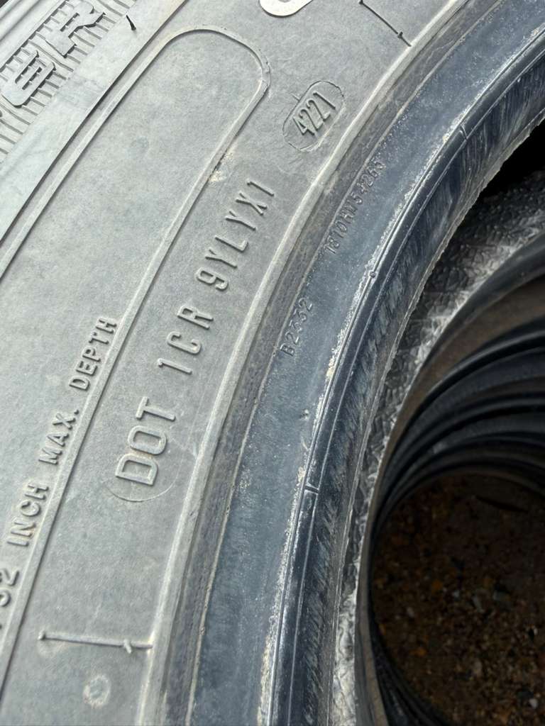 225/70R19.5 Single (1 Used Tire) Roadmaster RM257