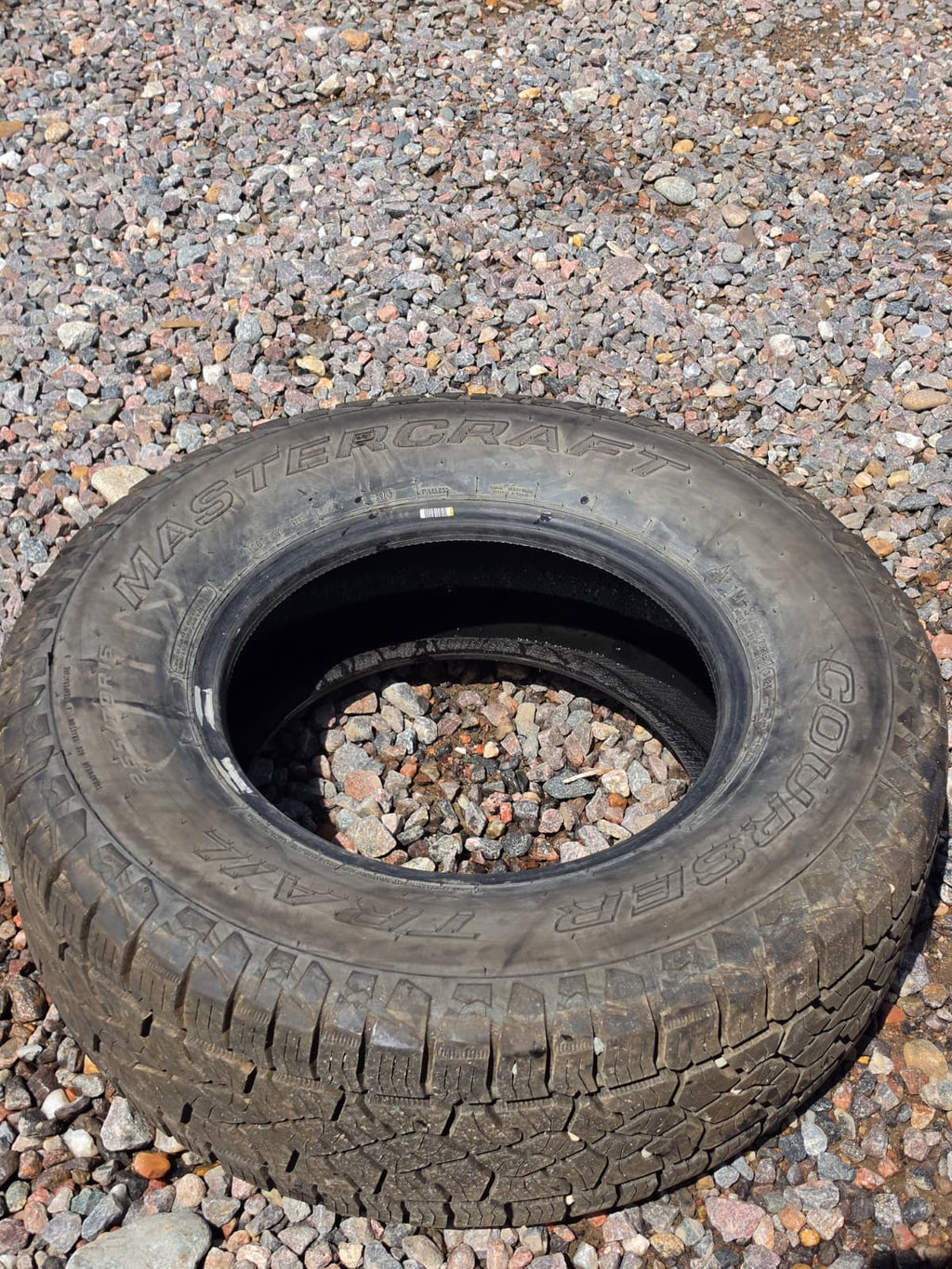 265/70R16 Single (1 Used  Tire) Mastercraft Courser