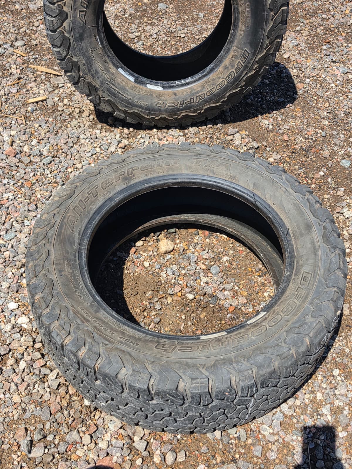 LT265/60R20 Single (1 Used Tire)BF Goodrich KO2
