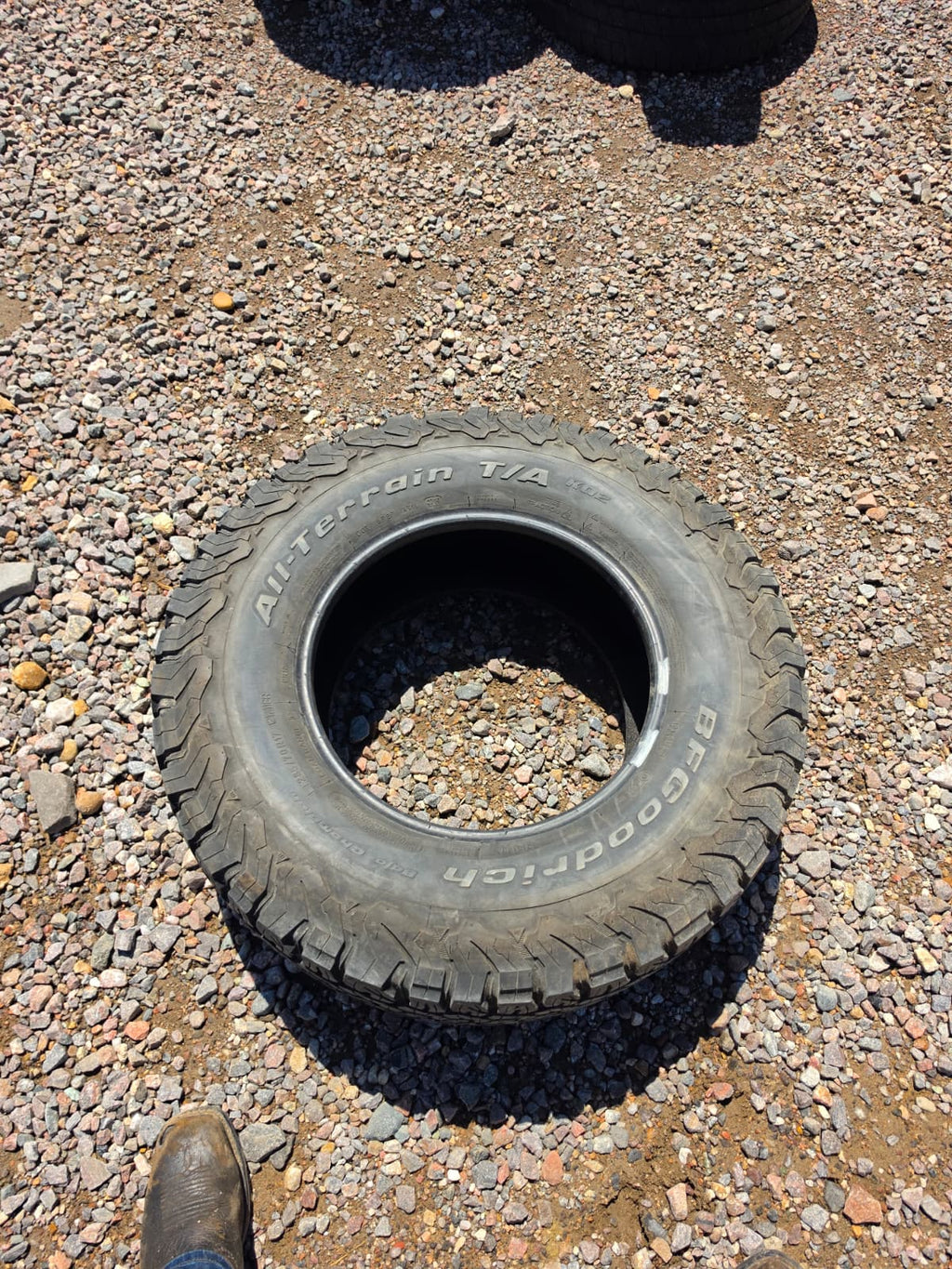 LT285/70R17 Single (1 Used Tire) BF Goodrich KO2
