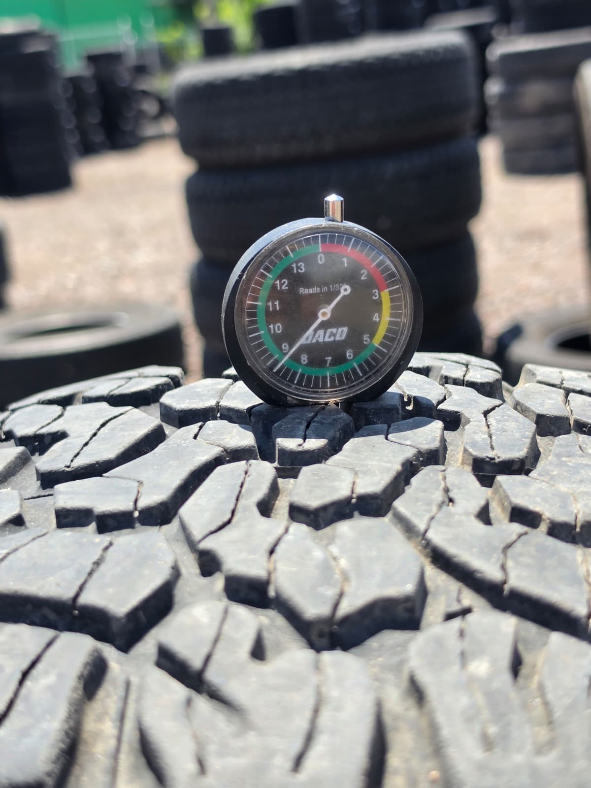 LT285/70R17 Single (1 Used Tire) BF Goodrich KO2