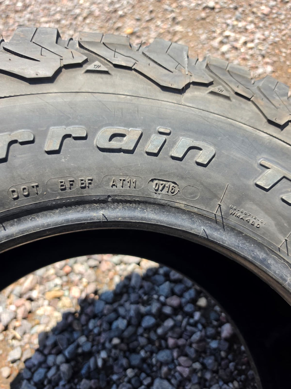 LT285/70R17 Single (1 Used Tire) BF Goodrich KO2