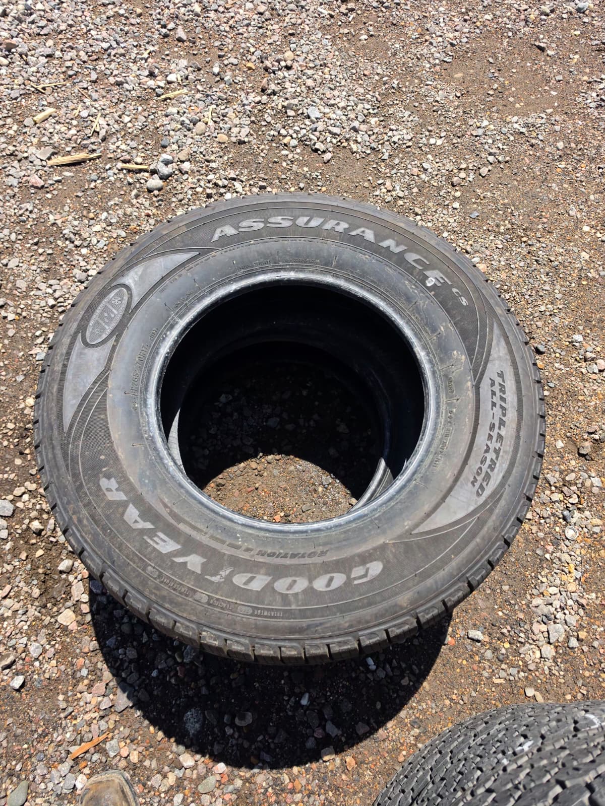 265/70R17 Single (1 Used Tire)  Goodyear Assurance