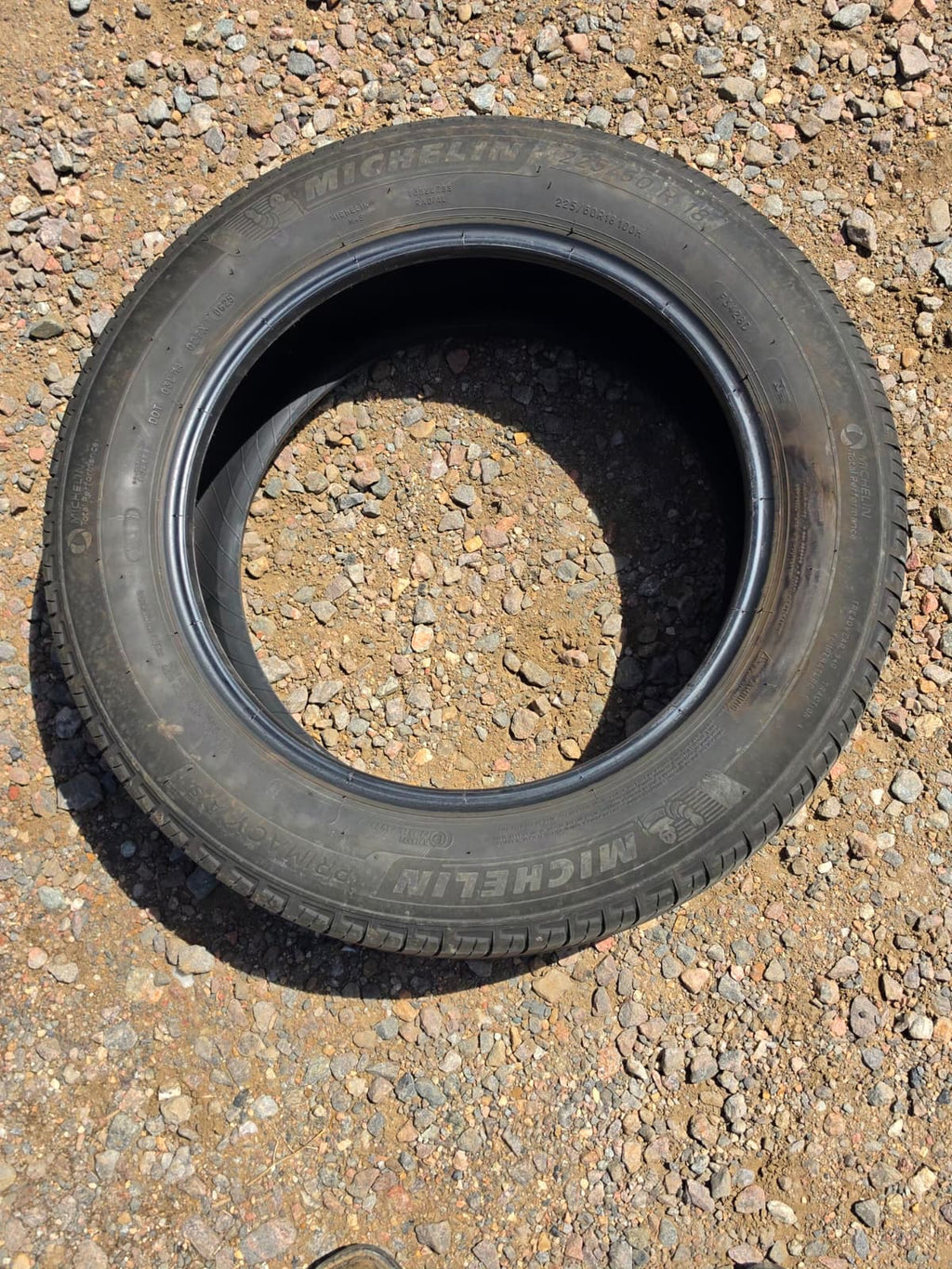 225/60R18 Single (1 Used Tire) Michelin Primacy