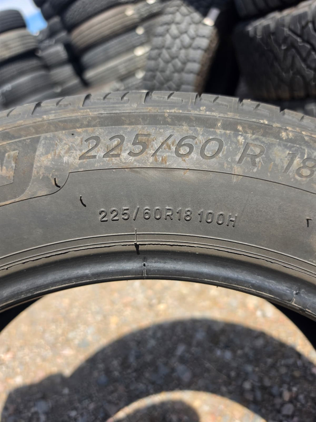 225/60R18 Single (1 Used Tire) Michelin Primacy