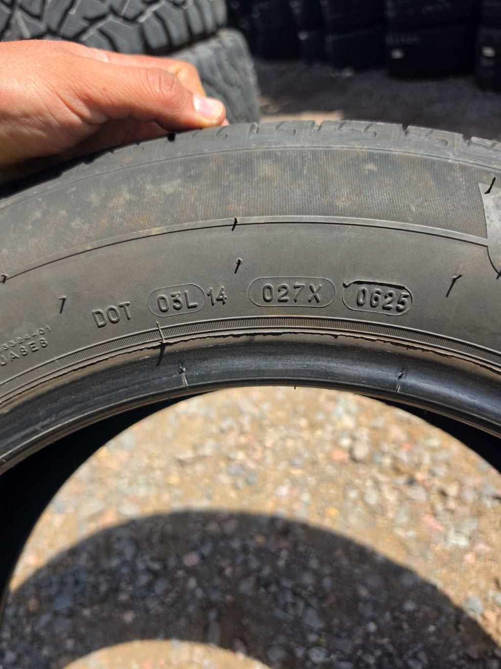 225/60R18 Single (1 Used Tire) Michelin Primacy