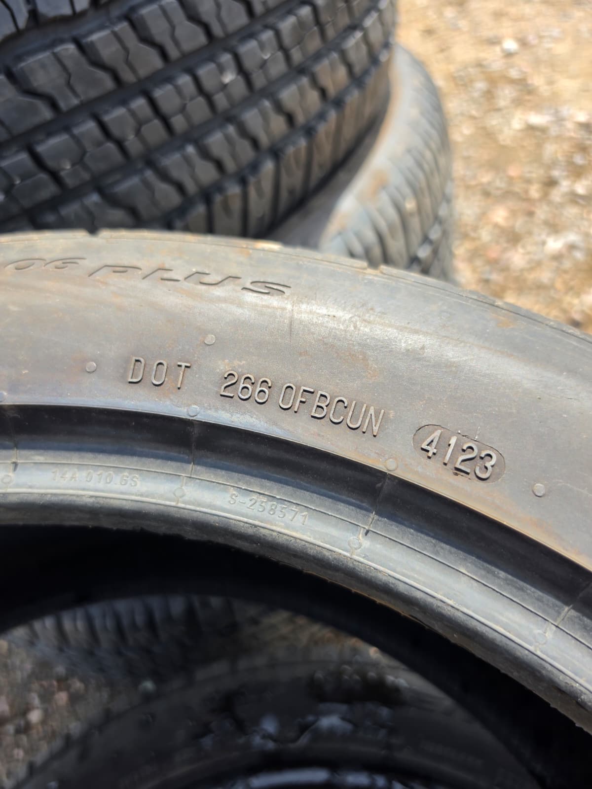 255/45ZR20 Pair (2 Used Tires) Continental ExtremeContact