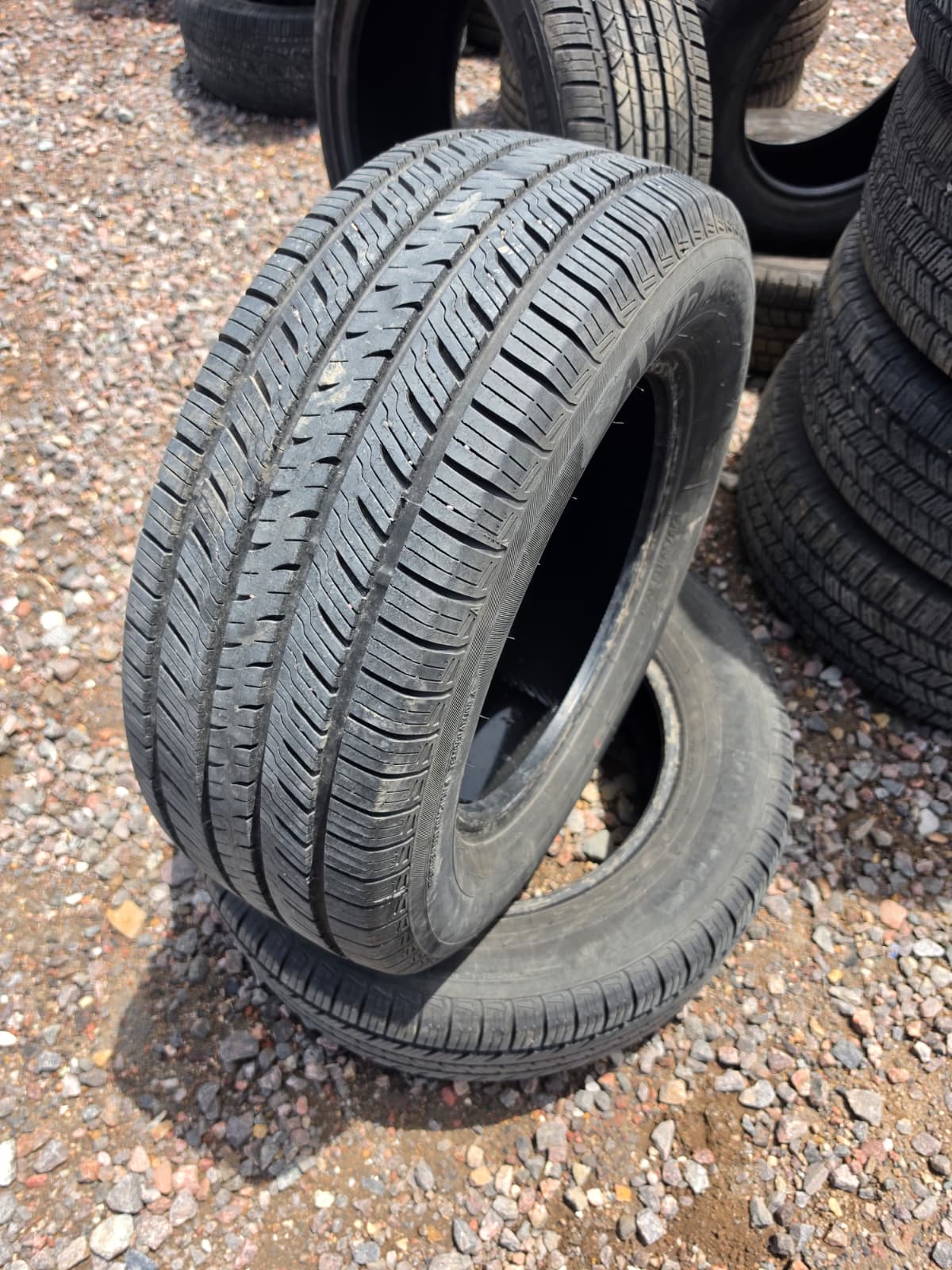 235/60R16 Pair (2 Used Tires) Yokohama Avid Ascend