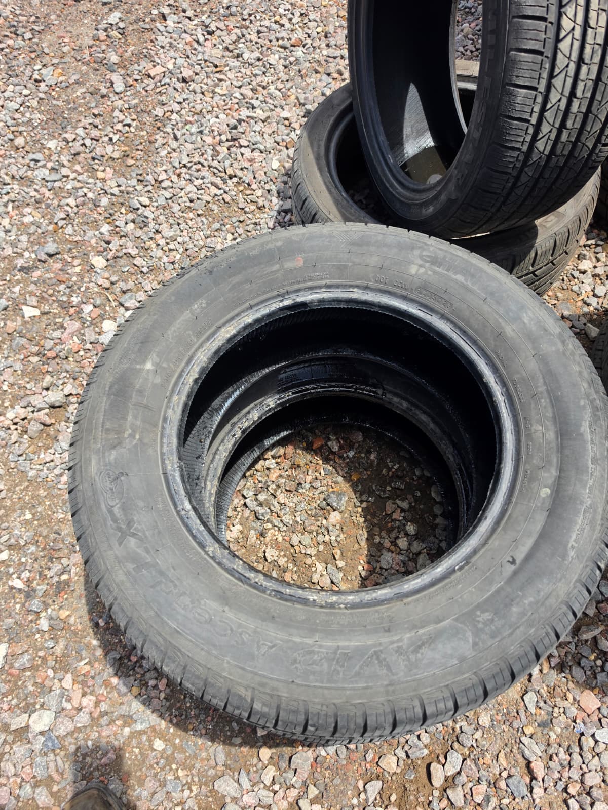 235/60R16 Pair (2 Used Tires) Yokohama Avid Ascend