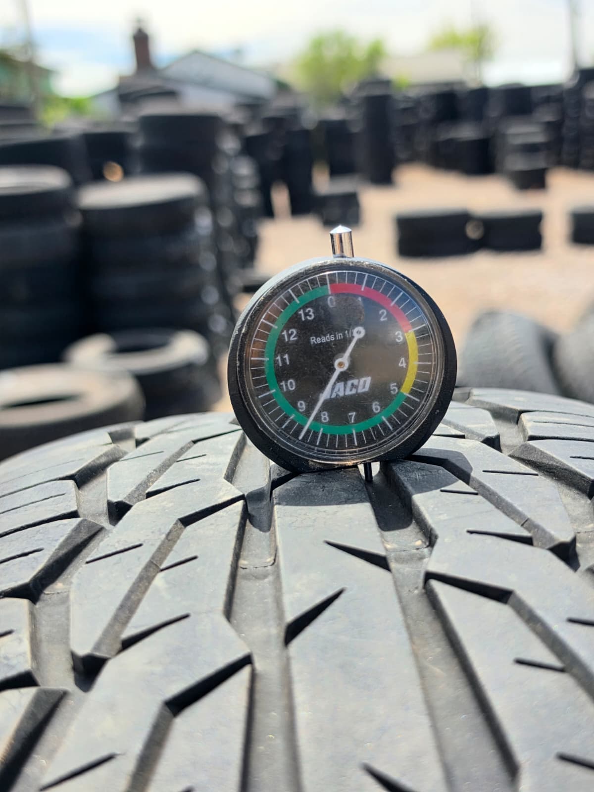 225/50R17 Set (4 Used Tires) Toyo Extensa HP2