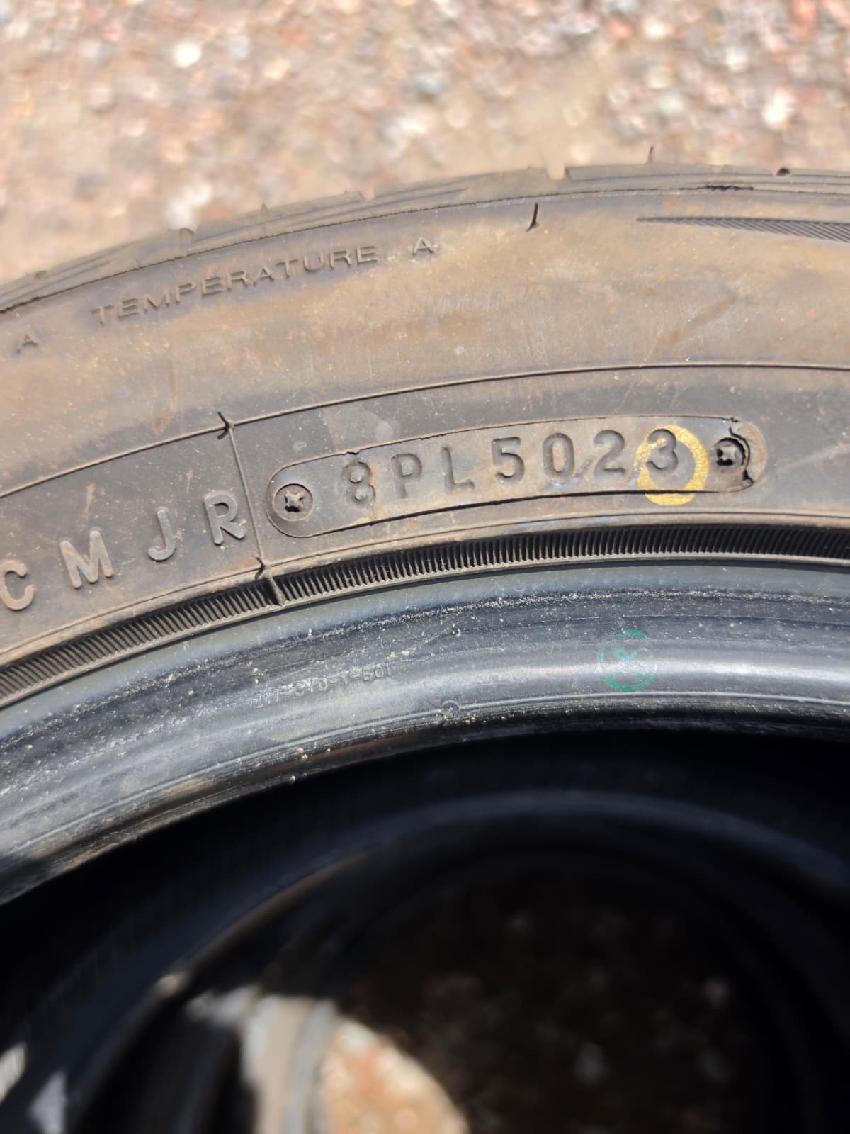 225/50R17 Set (4 Used Tires) Toyo Extensa HP2
