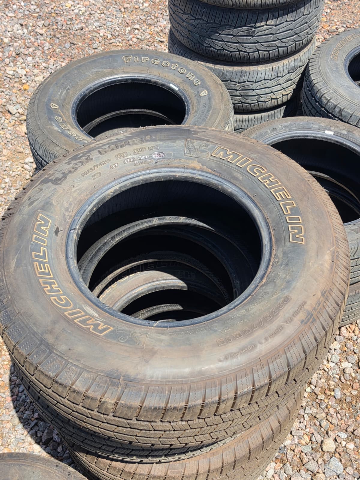 235/75R15 Set (4Used Tire) Michelin LTX M/S 2