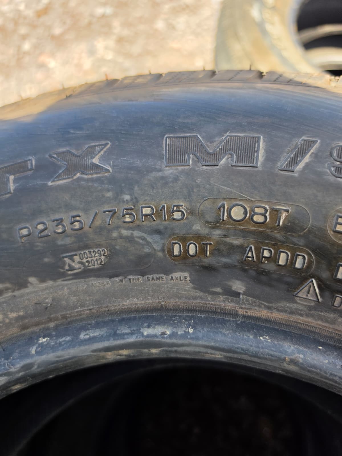 235/75R15 Set (4Used Tire) Michelin LTX M/S 2