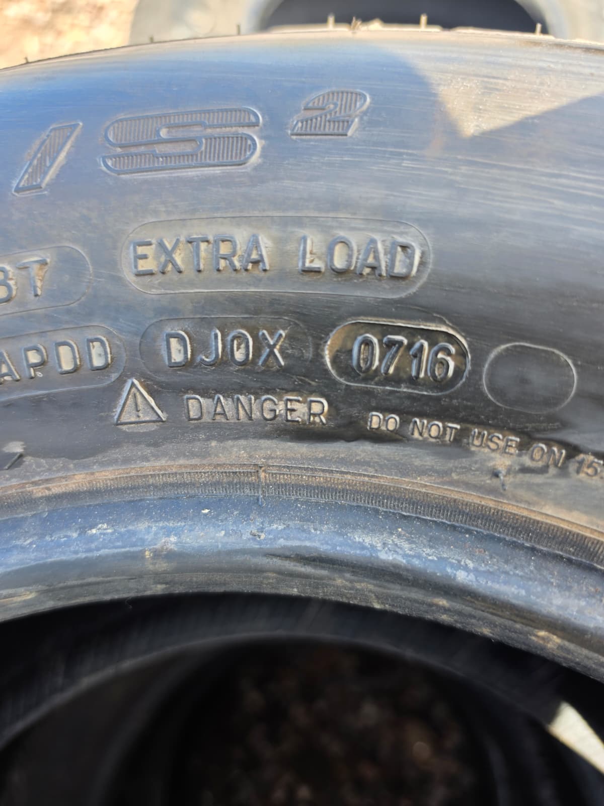235/75R15 Set (4Used Tire) Michelin LTX M/S 2