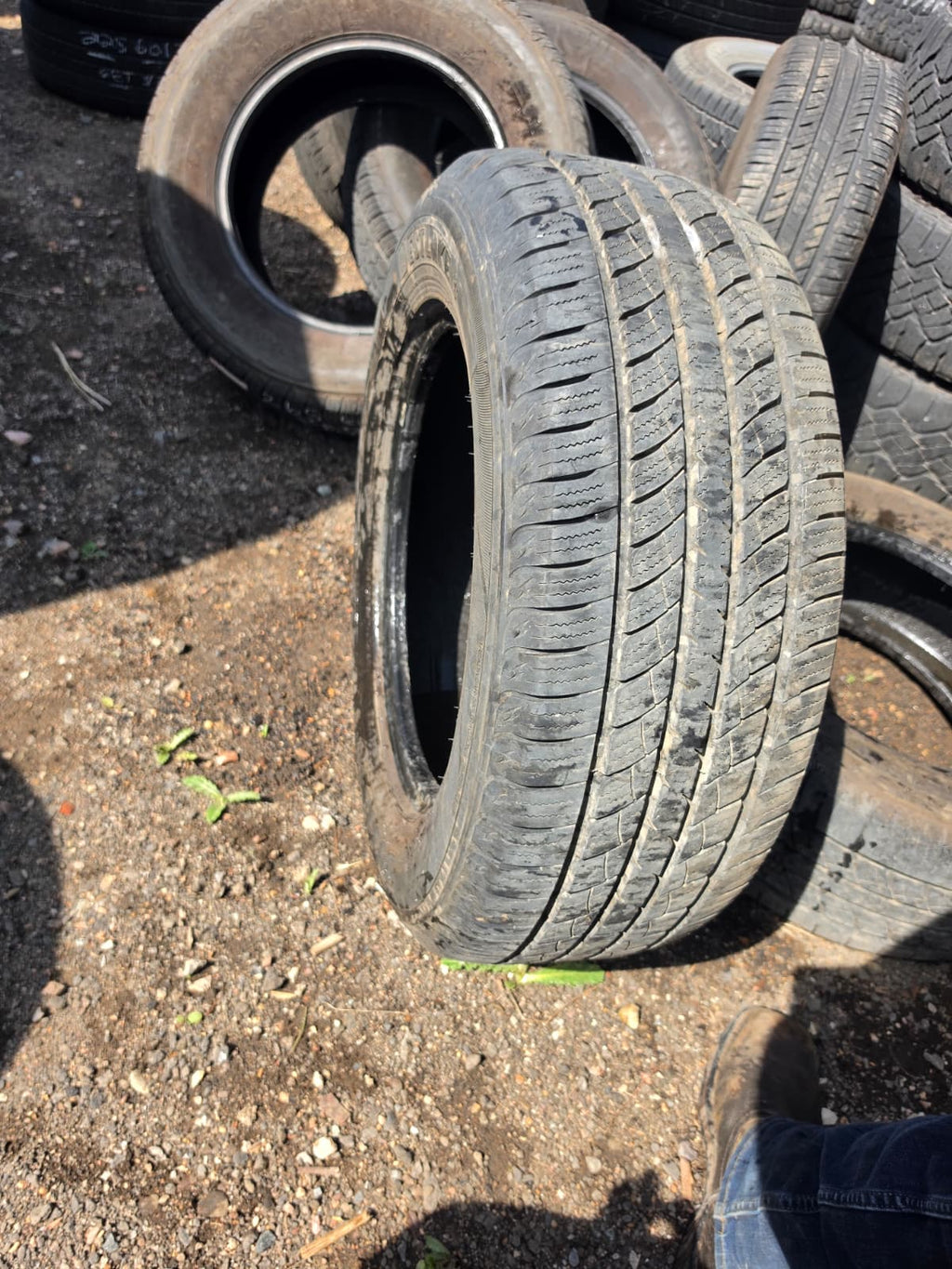 255/60R17 Pair (2 Used Tires) Westlake SU318