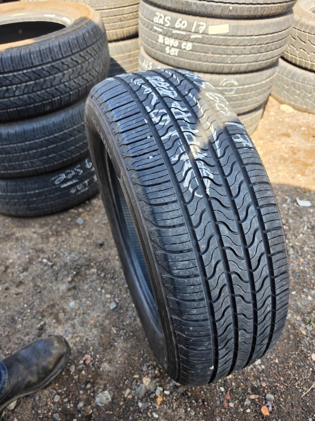 225/60R17 Set (4 Used Tires) FireStone All Season