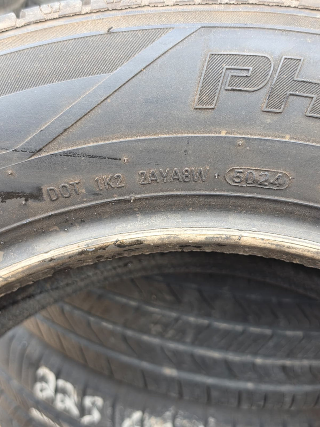 225/60R17 Set (4 Used Tires) Phantom C-Sport