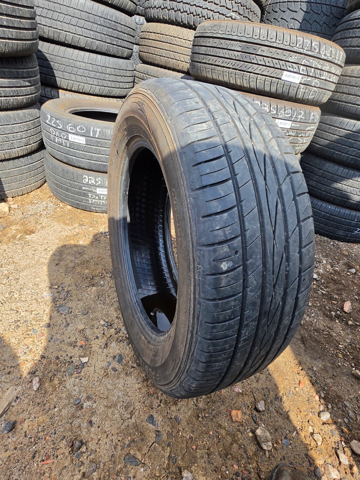 225/60R17 Pair (2 Used Tires) OHTSU FP0612
