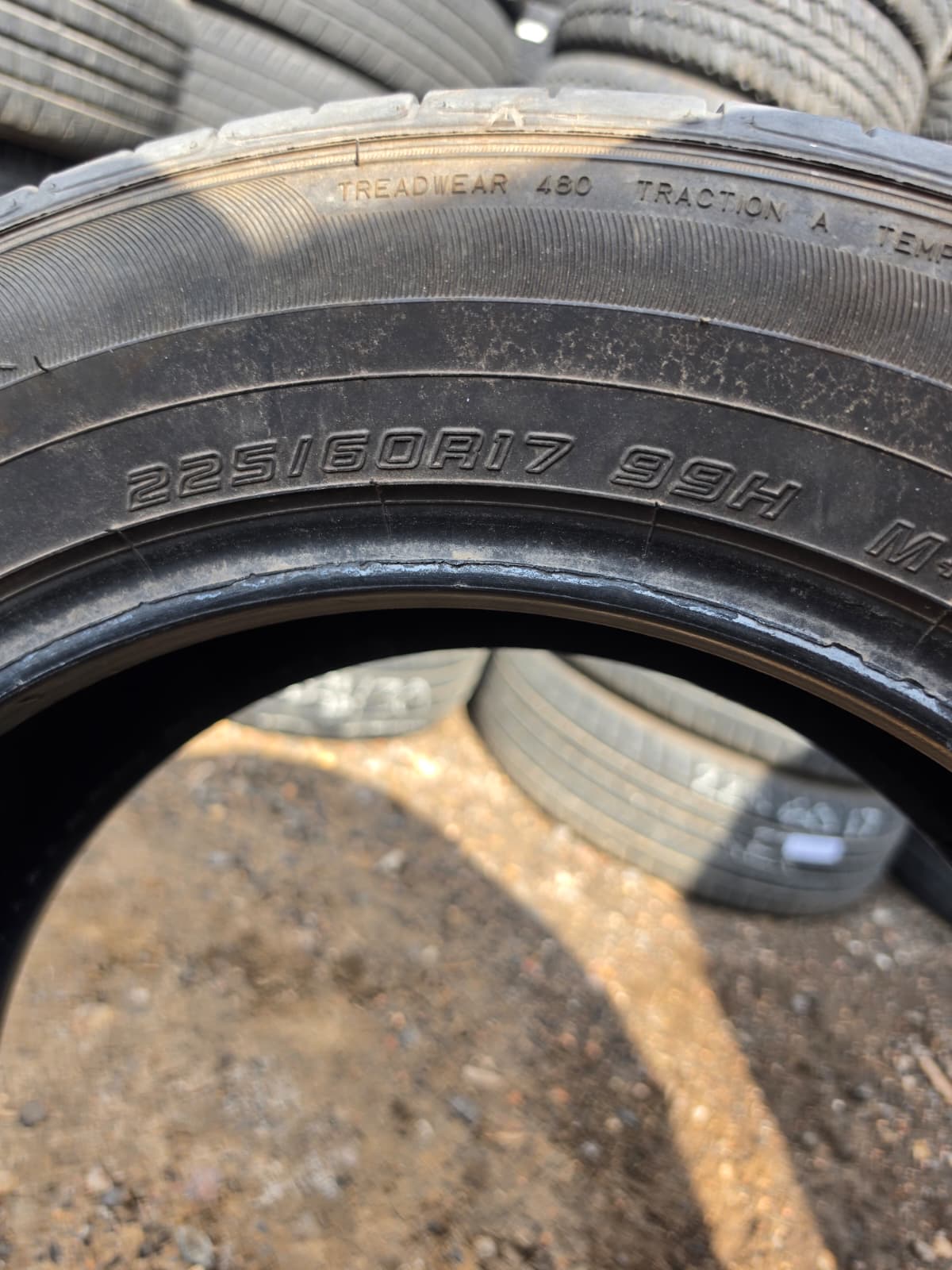 225/60R17 Pair (2 Used Tires) OHTSU FP0612