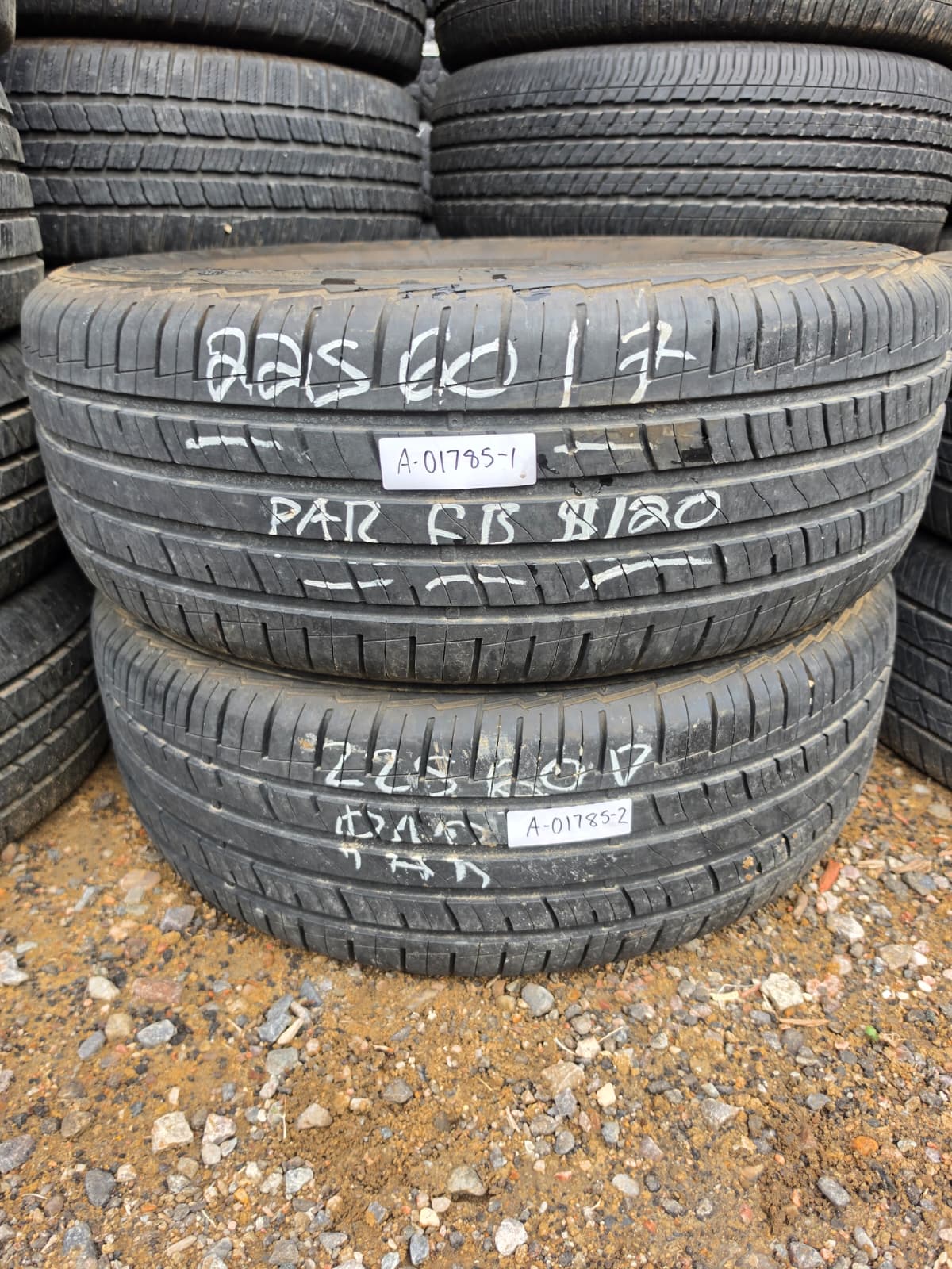 225/60R17 Pair (2 Used Tires) Mastercraft Stratus AS
