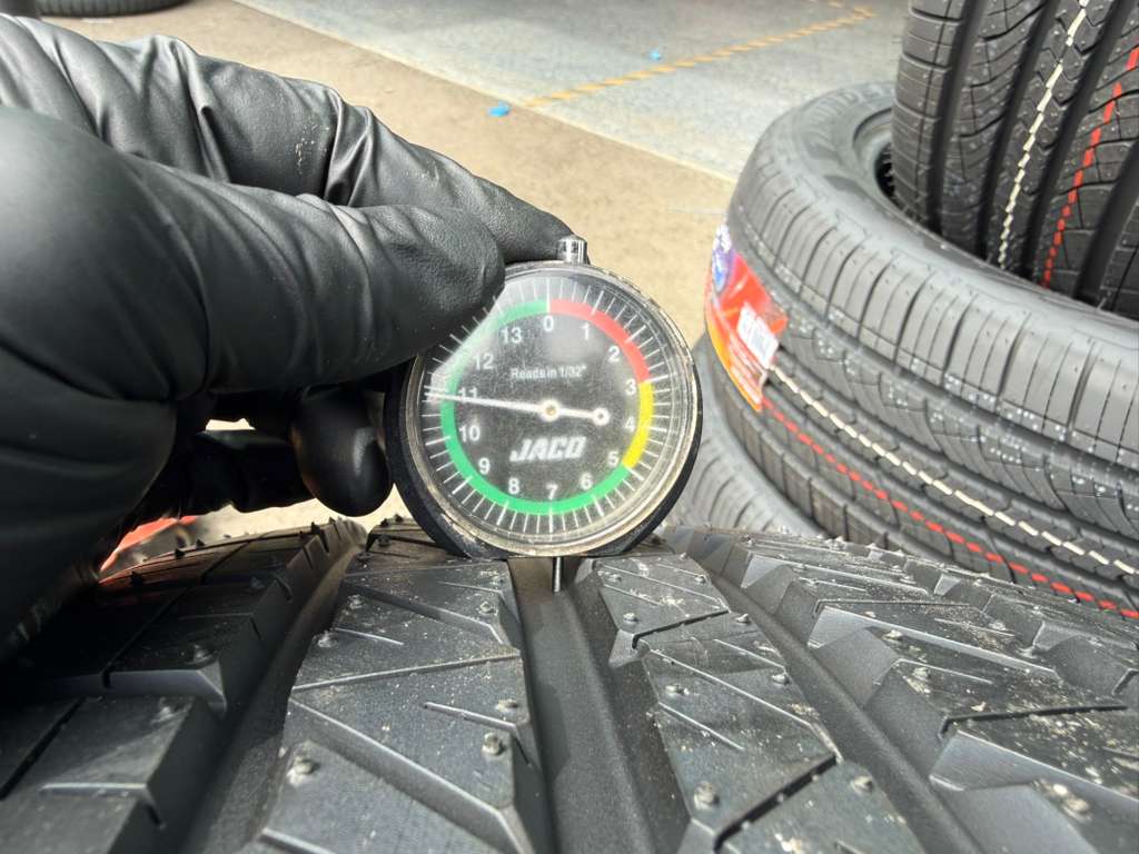 225/45R19 Pair (2 Brand New Tires) Dunlop SP Sport 5000