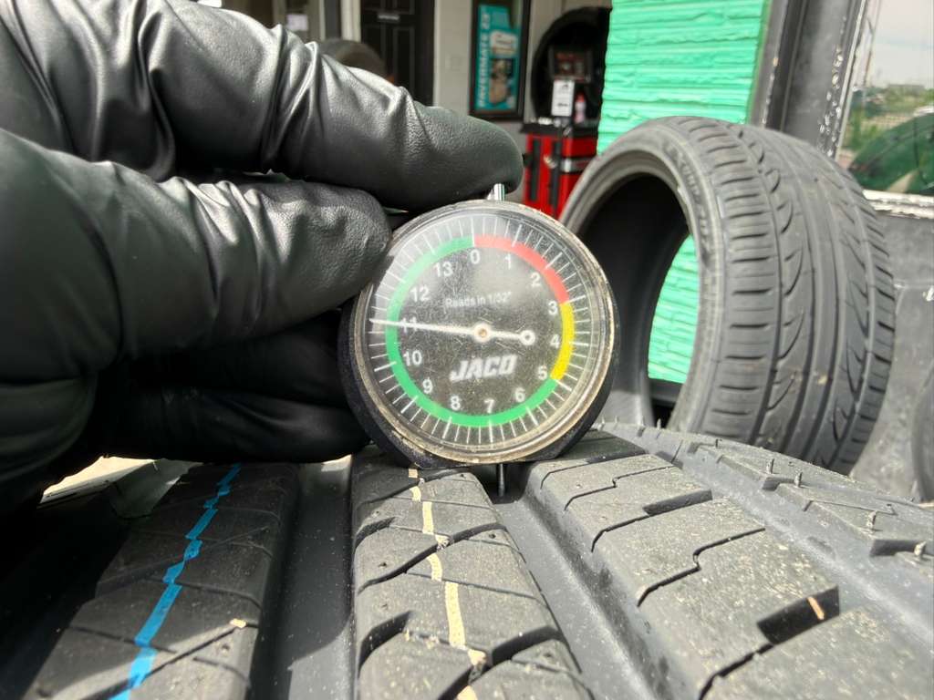 225/45R17 Pair (2 Brand New Tires Left!!) Thunderer Mach V