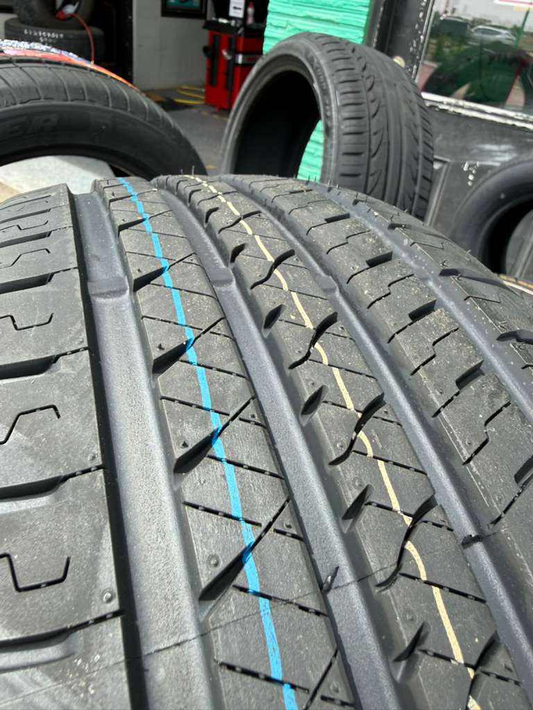 225/45R17 Pair (2 Brand New Tires Left!!) Thunderer Mach V