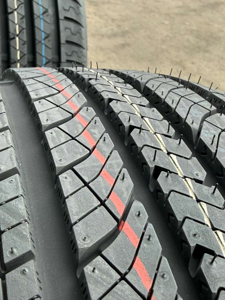 215/50R17 Set (4 Brand New Tires) Thunderer Mach 1 Plus