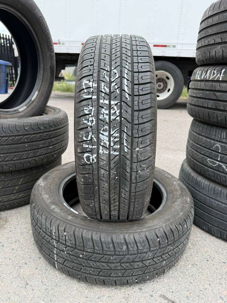 215/60R17 Pair (2 Used Tires) Phantom C-Sport